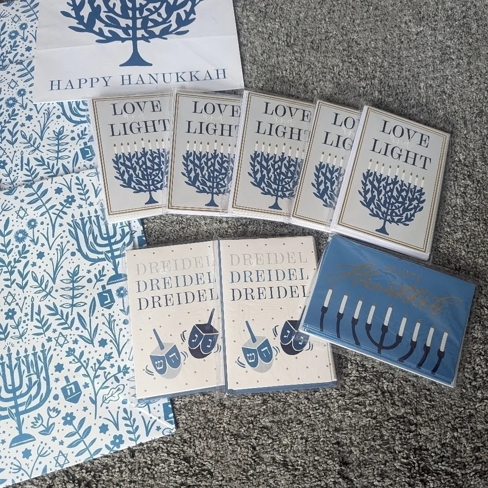 NWT Hanukkah Gifting Set 13 Pieces